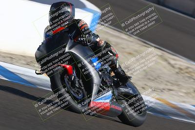 media/Nov-01-2025-TrackDaz (Sat) [[2b4d5192bc]]/A Group/2pm (Turn 6)/